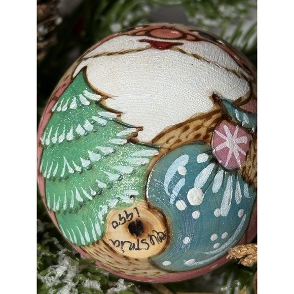 VINTAGE 1990 Hand Painted Austrian Wooden Santa Egg Shaped Christmas Ornament - Picture 7 of 11